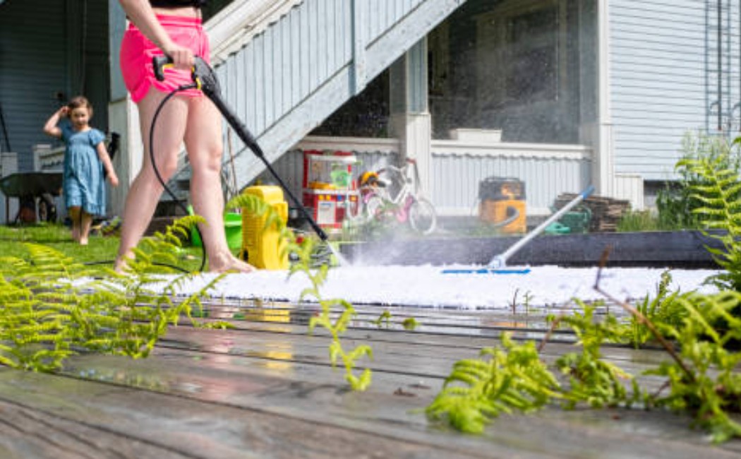 Deep cleaning carpet with a pressure washing machine